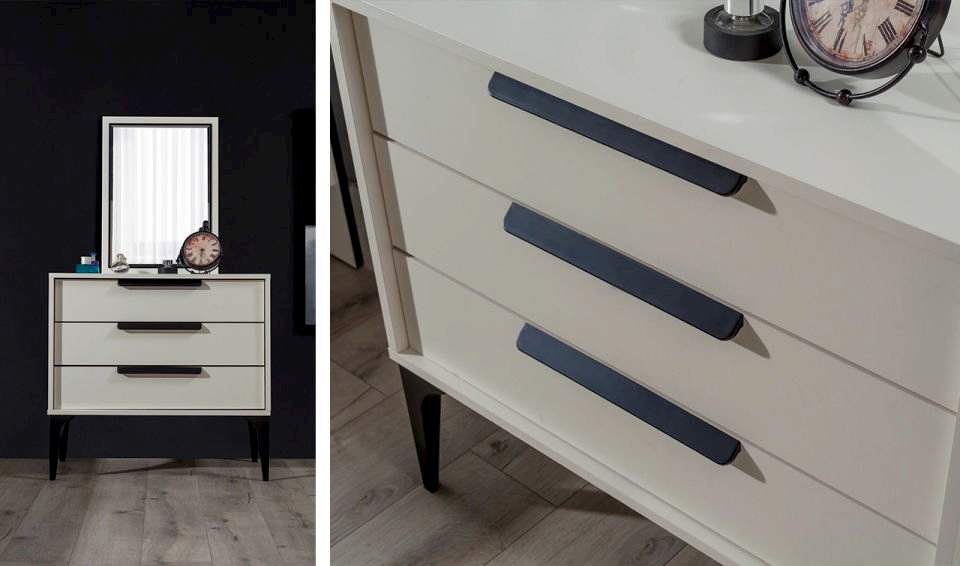 Kolezyum Ay Genç Odası